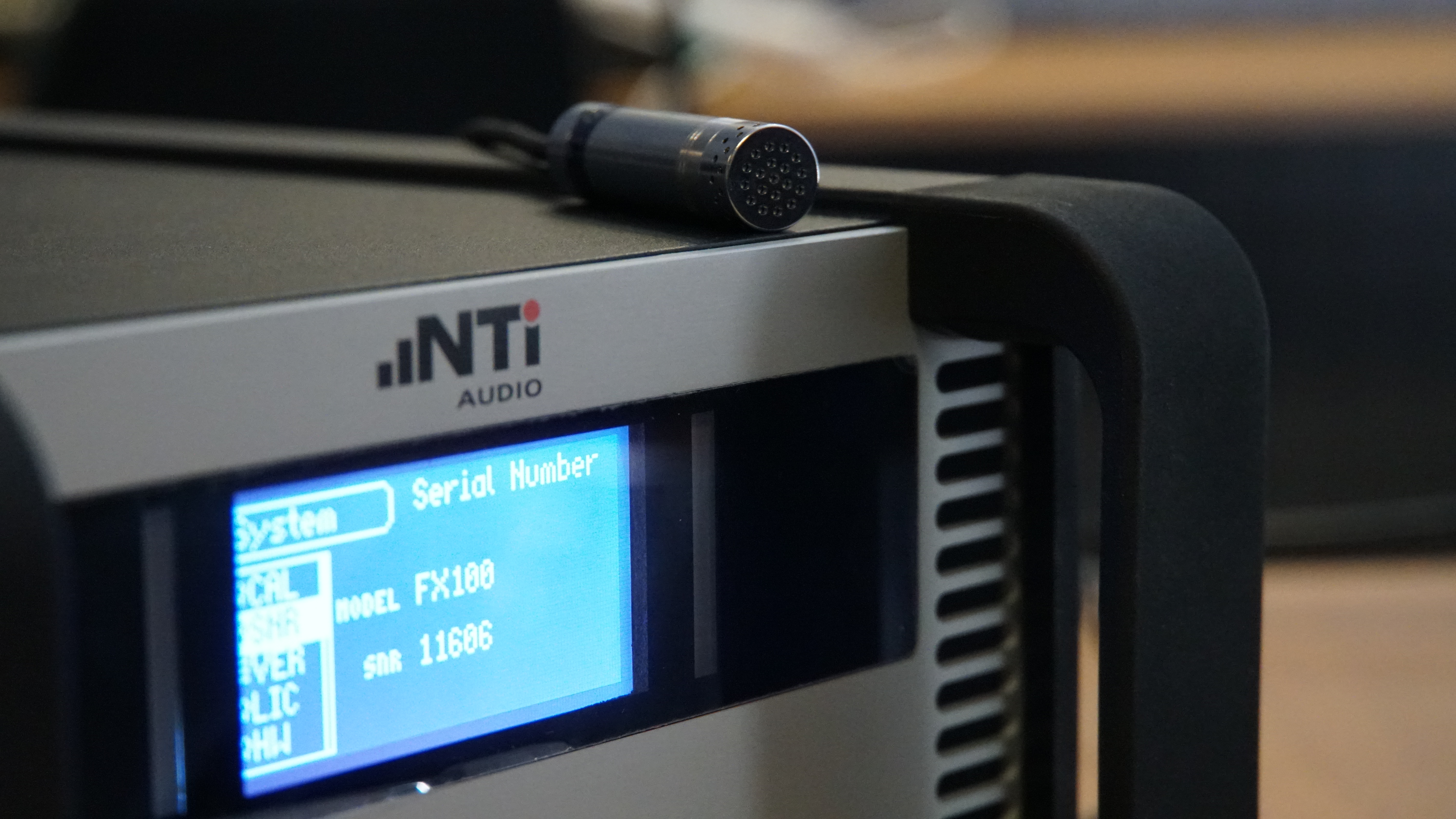 Certificación de especificaciones de equipamiento de audio